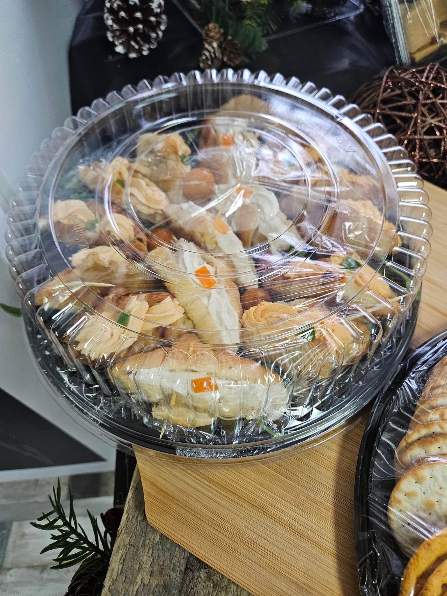 No photo description available.