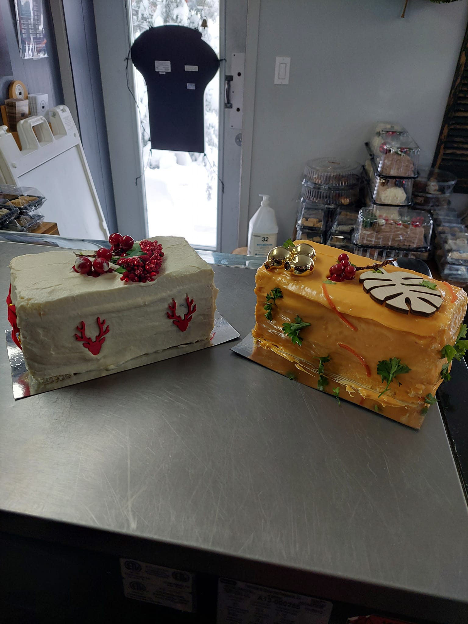 No photo description available.