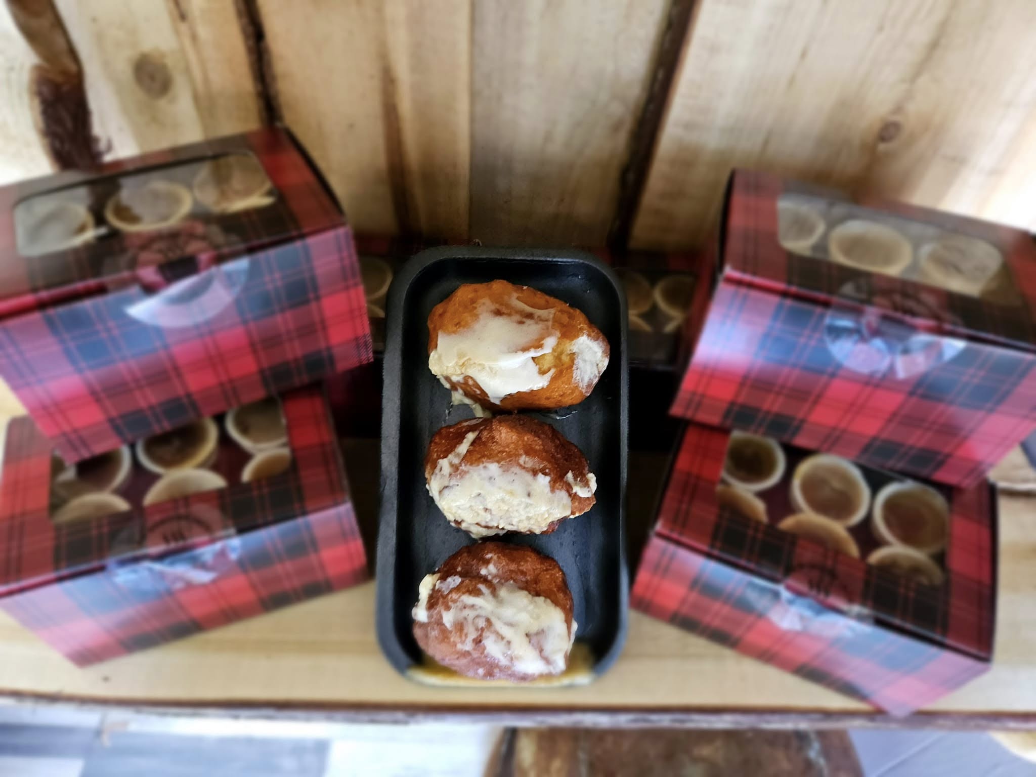 No photo description available.